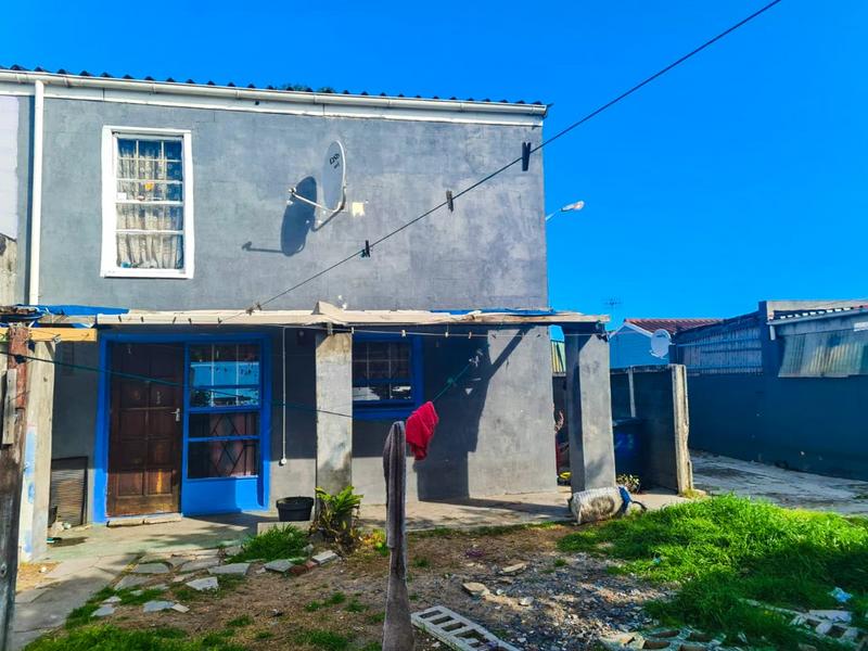 3 Bedroom Property for Sale in Lentegeur Western Cape